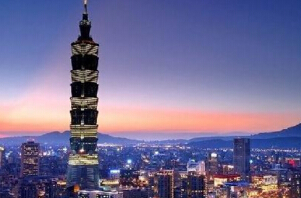 世界上运行最快的电梯，中国台北101速度世界第一（16米/秒）