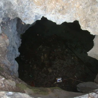 委羽山洞