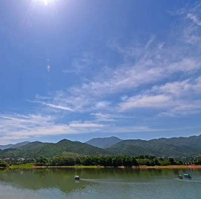 丹霞湖水上乐园度假村