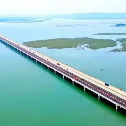 鐵山港跨海大橋