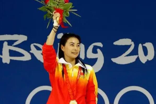 中国十大杰出运动员-郭晶晶上榜(被誉为跳水女皇)
