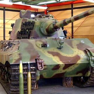 虎王重型坦克