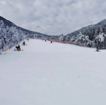 九江庐山滑雪场