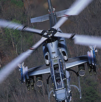 AH-1眼镜蛇直升机