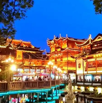 上海城隍庙小吃街