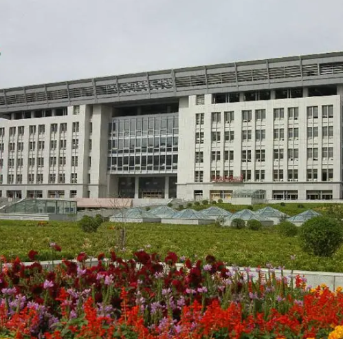 济南大学图书馆