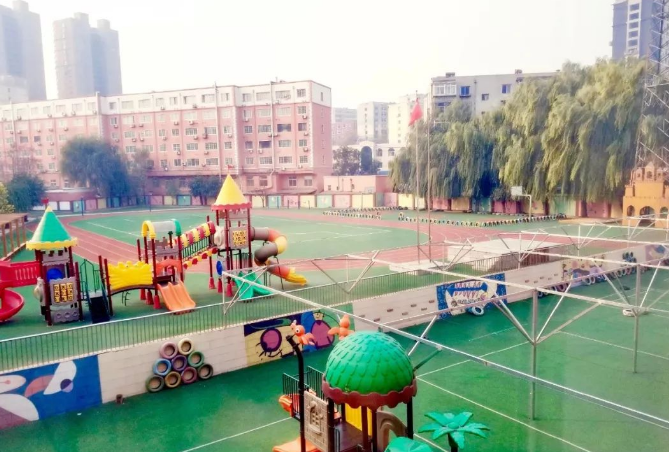 鞍山深北小学幼儿园