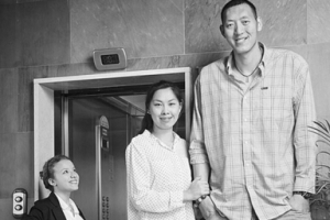 世界上最高夫妻,中国孙明明夫妻4.23米!(吉尼斯世界纪录)