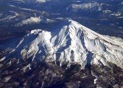 世界上最大的活火山：莫纳罗亚火山