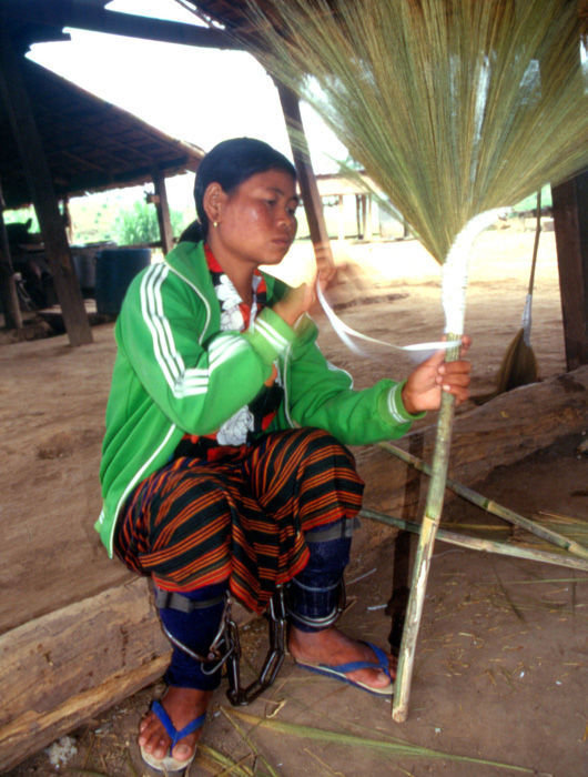 女毒贩狱中收百封情书 世界各地女毒枭香艳盘点(3)