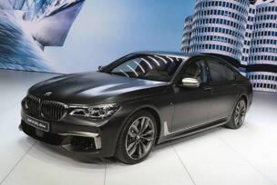 寶馬加速最快的車：寶馬M760Li xDrive(百公里加速3.7秒)