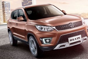 推荐10万带全景天窗的suv：吉利帝豪GS最便宜仅需8.78万