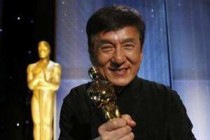 2017中國演員片酬排行Top100:成龍8000萬奪冠,楊冪女演員第一