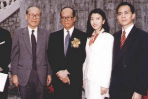 中国现代四大家族：叶剑英家族兴旺,一生娶了6个老婆！