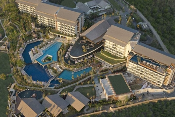 巴厘岛十大酒店排名,一间客房竟然有1710㎡！
