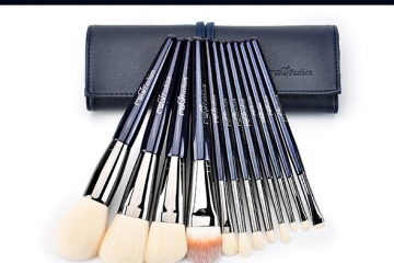 性價(jià)比高的化妝刷套裝：即使化妝小白也能打造精致妝容