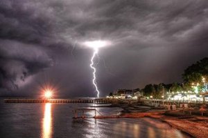 中國十大雷暴城市:廣州 南寧 昆明上榜 第一也是臺(tái)風(fēng)多發(fā)地
