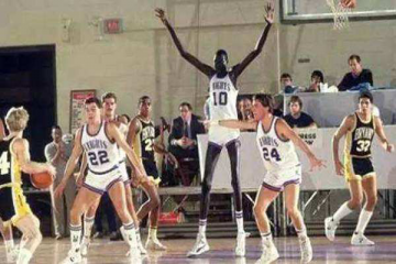 NBA中锋身高排名 敢信吗？身高2.31米，是NBA史上最高的球员