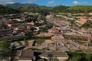 西寧市內(nèi)必去景點，日月山一點兩景色，別過錯
