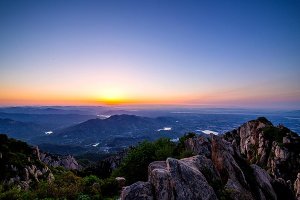 山东十大爬山好去处:东岳泰山上榜 第二是国内知名的东海仙山