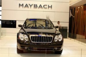 世界十大名車 賓利設(shè)計(jì)上極其尊貴，法拉利紅色跑車無人不知