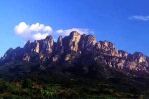 江西十大最受歡迎景點(diǎn) 廬山和景德鎮(zhèn)最出名，五大名山上榜