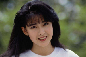 九十年代香港十大美女：朱茵上榜，她是美的典范