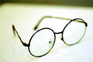 十大眼镜品牌排行榜推荐 雷朋美国知名眼镜品牌