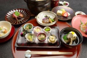 日本十大旅游勝地美食排行榜 京都懷石料理第一，東京壽司上榜