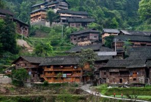 國內(nèi)十大少數(shù)民族風情旅游城市 西雙版納上榜，第一在貴州