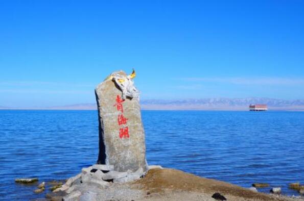 中国十大湖泊排行榜 青海湖第一，鄱阳湖、洞庭湖上榜（中国十大湖泊排名）