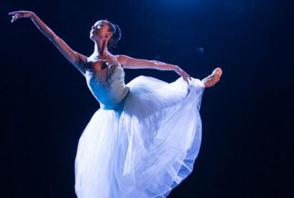 中国天花板级女舞者图片