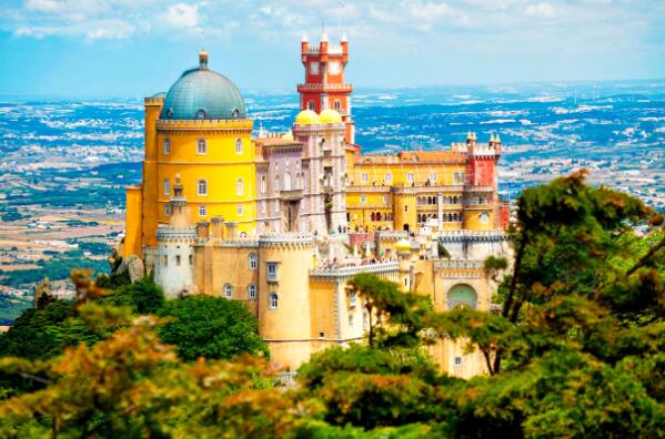 世界最美十大童话城堡,霍恒索伦承包上榜,第一是最接近童话的地方(2)