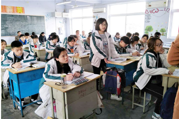 吉首十大高中排行榜 泸西县第三中学上榜第一相当知名（吉首高中排名）