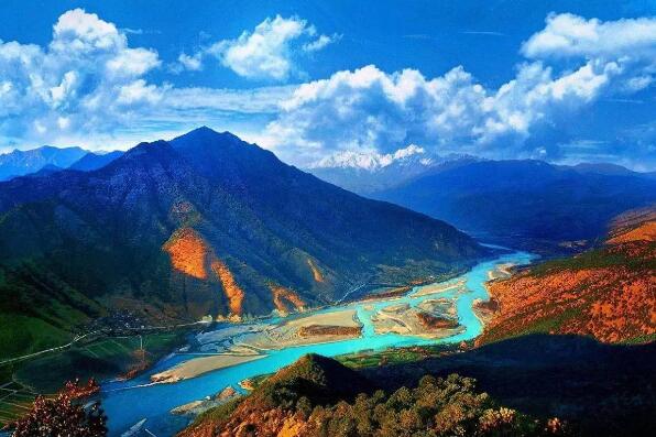 中国最长的河流排名前十名 松花江上榜，长江位居第一
