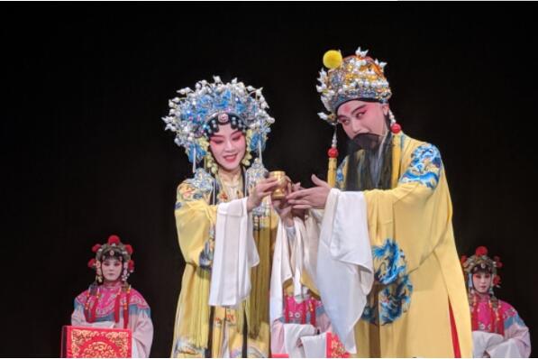 中国四大古典戏剧，牡丹亭上榜，第一被改编成贵妃醉酒（牡丹亭是我国古代一部浪漫主义戏剧杰作）