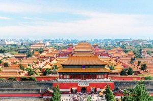中國十大代表性建筑物，榜首是規模最大木質古建筑，小蠻腰排第四