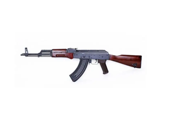 csgo十大最强装备，AK47是步枪之王，第五适合新手玩家