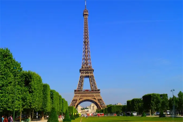 世界十大旅游城市	，巴黎上榜	，第五有欧洲之花的美誉