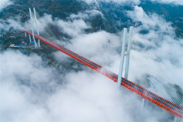 全球十大最高的桥梁，北盘江第一桥上榜，中国桥梁占八位（世界上最高的桥北盘江大桥）