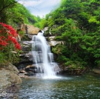大別山桐枧沖瀑布群