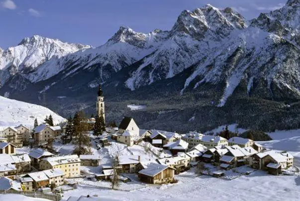 世界十大最适合旅游的国家排行榜-瑞士上榜(极为富裕)
