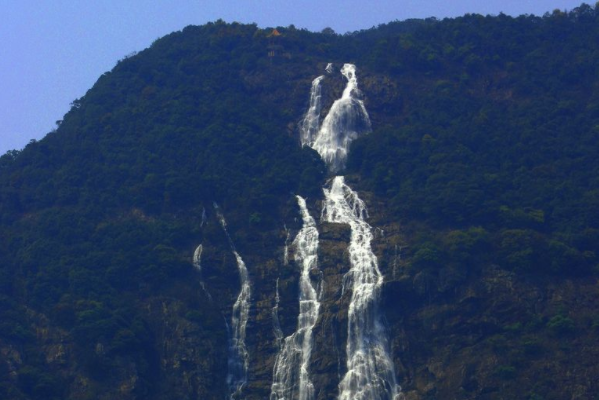 中国十大最美叠瀑梯瀑