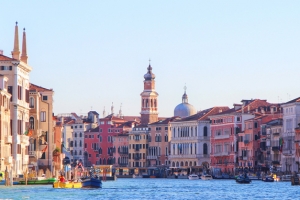威尼斯旅游指南：暑假水城之旅！邂逅全球最浪漫的城市之一威尼斯