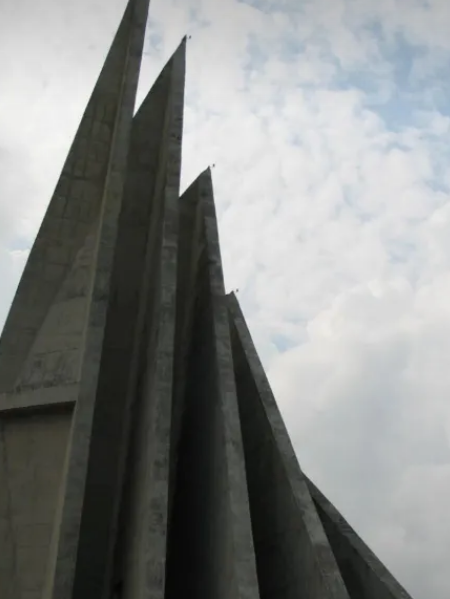 孟加拉国家烈士纪念碑
