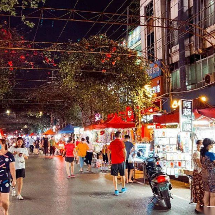 平西路夜市街