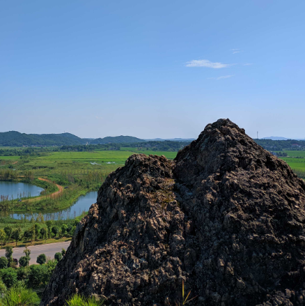 兴宾麒麟山