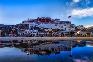 西藏旅游团7日游报价：体验藏族文化(可骑马、射箭)