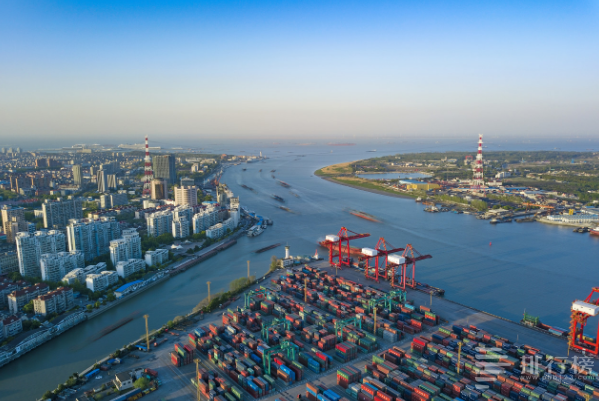 全球十大最繁忙的港口：中國多個港口上榜其中上海排第一