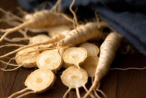 中國十大珍稀植物藥材：人參上榜，第三是竹竿分泌物